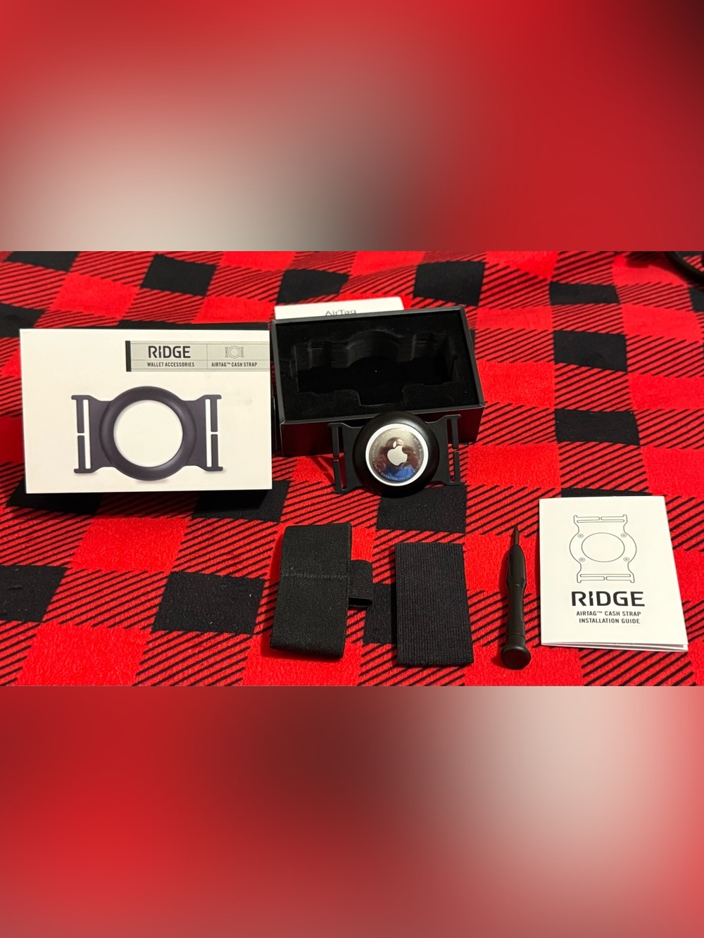 Ridge Airtag Cash Strap with Airtag Included Used but in Great  Condition